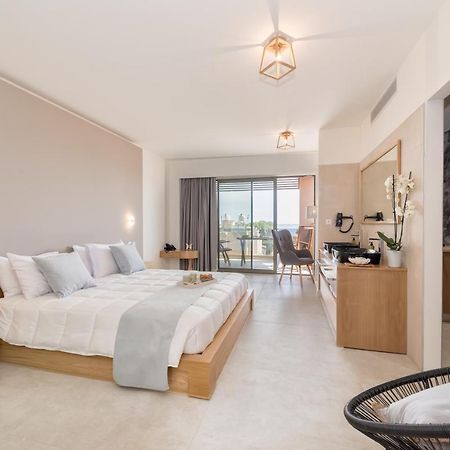 Lilium Luxury Suites Agia Marina Exteriér fotografie